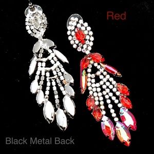 💎2/$45💎NWT EARRINGS. "COLOR CHANDELIERS"